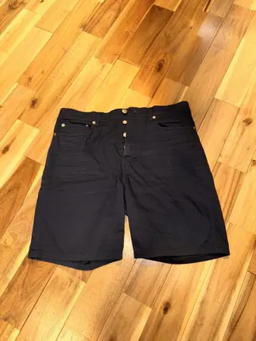 A.P.C. 네이비 숏팬츠 S