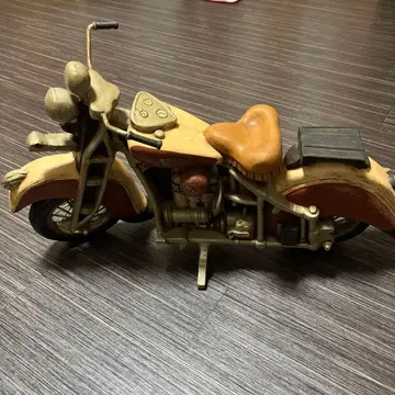 할리, 앤티크 입상,