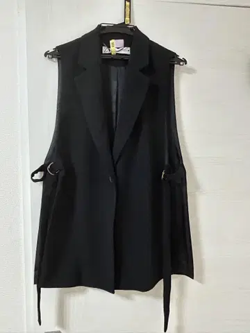 ZARA 블랙 슬리브리스 베스트 EUR XS