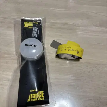 다이스 2025 팔찌 라이트 은색 테이프 포함