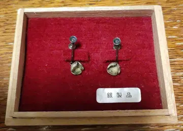 아키타 순은제 은방울꽃 귀찌 나무 상자 포함