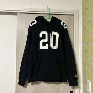 새상품급 NEWERA 넘버링 후드티 L 뉴에라