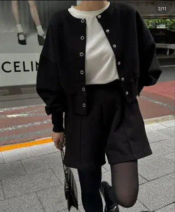 willfully 크롭 맨투맨 블랙