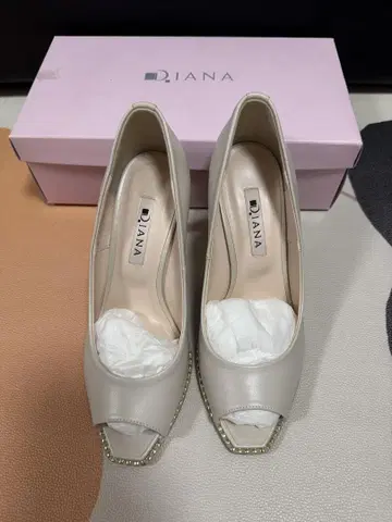 DIANA 오픈토 펌프스 23.5cm