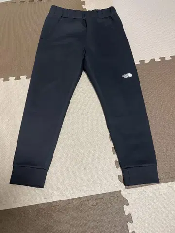 더 노스페이스 조거 팬츠 블랙