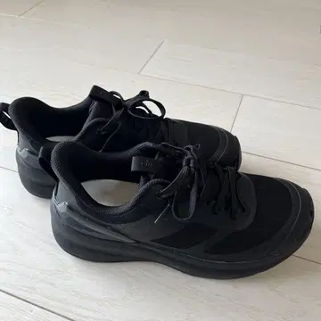 아사히 풋케어 블랙 신발 25.0cm