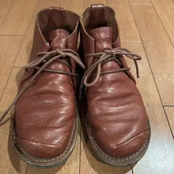 브라운 가죽 레이스업 부츠