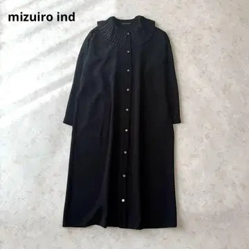 새상품급 미즈이로 인드 플리츠 칼라 원피스 블랙 24AW