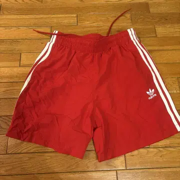 adidas 레드 숏팬츠 U/S