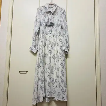 플라워 프린트 보타이 롱 드레스