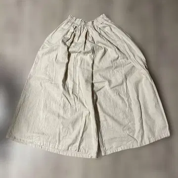 젠 선생님의 일상복 아이보리 M 사이즈 와이드 팬츠