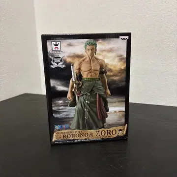 원피스 로로노아 조로 피규어