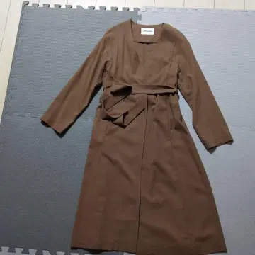 EMMEL REFINES 브라운 롱 코트