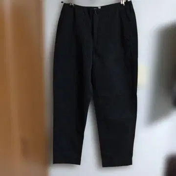 gigot 미사용 새상품 블랙 스트레이트 레그 캐주얼 팬츠