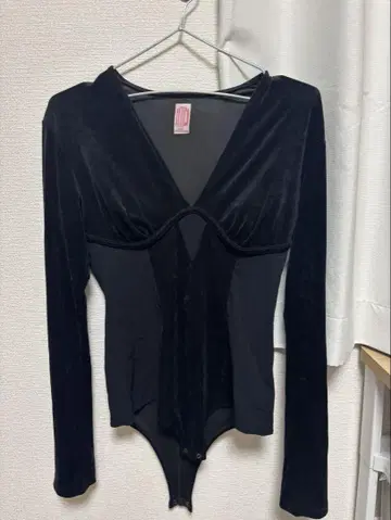 fetico x additionadelaide 벨로아 바디수트