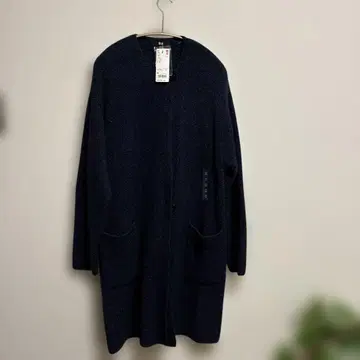 택 포함 새상품 유니클로 네이비 니트 롱 코트 M