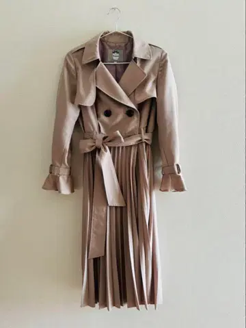 Rirandture 핑크 베이지 트렌치코트 사이즈 2