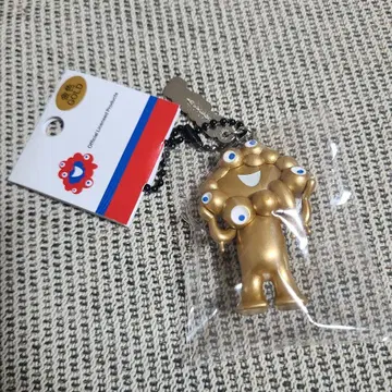 새상품 미야쿠미야쿠 입체 PVC 키링 골드 오사카 간사이 만박