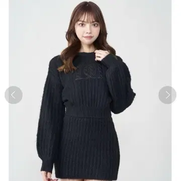 Darich 퀼팅 로고 니트 상의만 블랙