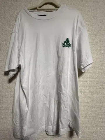 XLARGE 화이트 T셔츠 L 사이즈