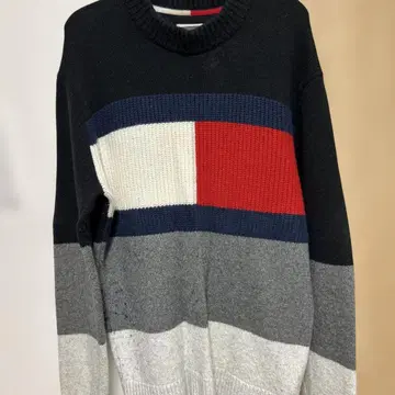 TOMMY JEANS 니트 M 사이즈