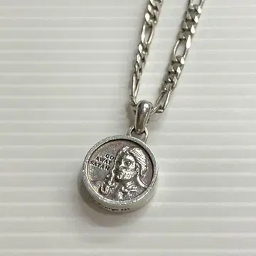 velvet lounge  코인 목걸이