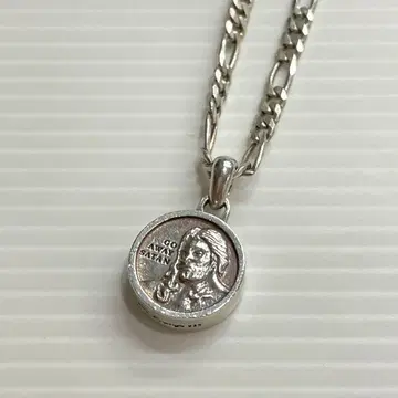 velvet lounge  코인 목걸이