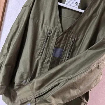 파시오네 카키 밀리터리 자켓 택 없음 미사용