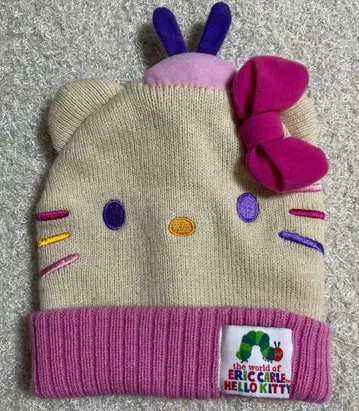 [ 미사용 새상품 ] 헬로키티 배고픈 애벌레 에릭 칼 컬 니트 모자