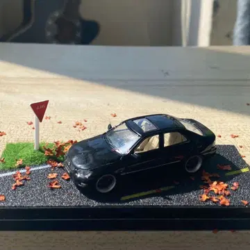 1/64 스케일 일본의 길모퉁이 도로변 미니카 디오라마