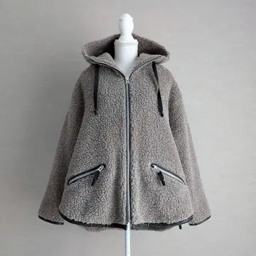 COGTHEBIGSMOKE FLUFF PARKA 보아 후드티