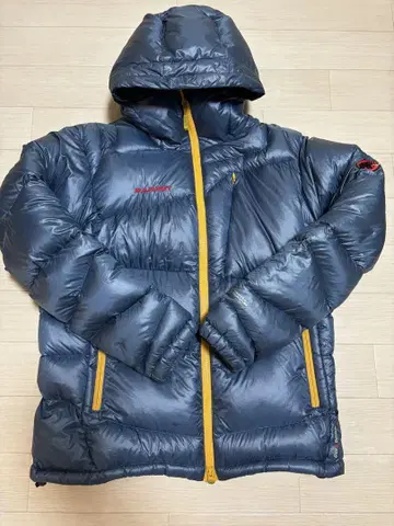 엄청 가벼운 MAMMUT/남성용/다운 자켓/M 사이즈
