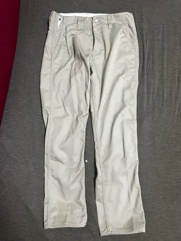 베이지 슬림핏 치노 팬츠