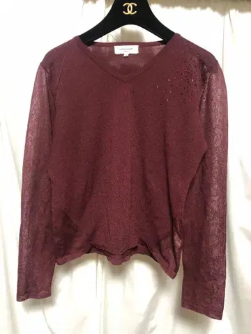 피에르 가르뎅 니트 얇은 소재 지금 입기 좋은 상태