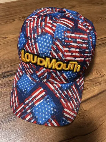 LOUDMOUTH 국기 패턴 캡