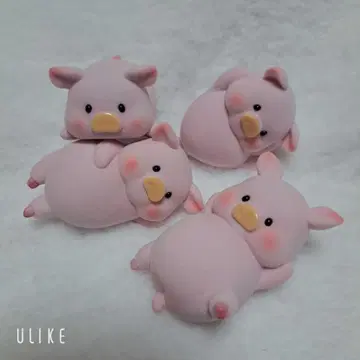 LULU 아기 돼지 피규어