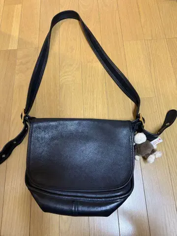 [ USED ] 블랙 가죽 숄더백