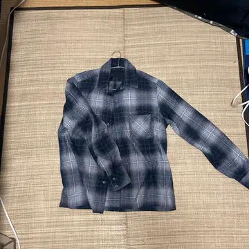 그레이 블랙 체크 긴팔 플란넬 셔츠 80s90s?