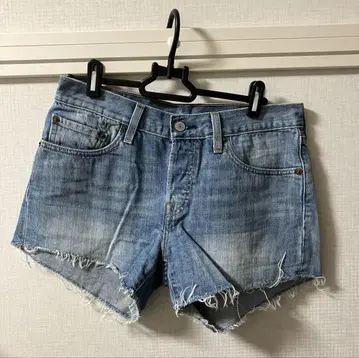 Levi's 501 숏팬츠 W66 H91 프린지 헴