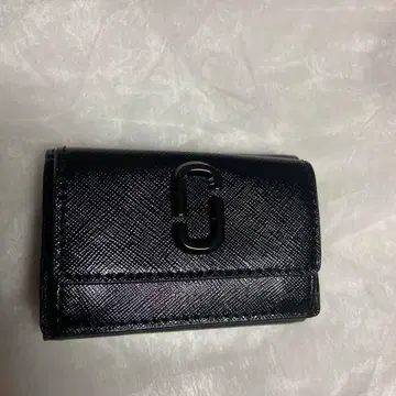 [ 사전예약 ] 마크제이콥스 삼단 접이식 지갑