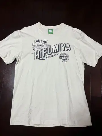 HIFUMIYA 티셔츠 L 사이즈