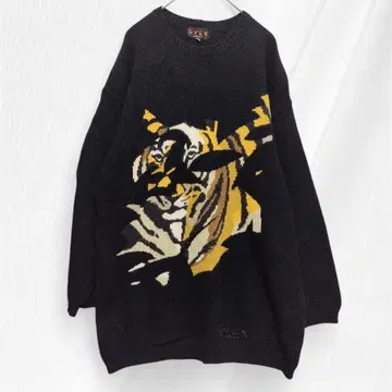 에벡스 크리티아 울 호랑이 패턴 쿨넥 니트 스웨터 긴팔