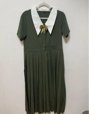sisterjane 리본 브로치 포함 원피스