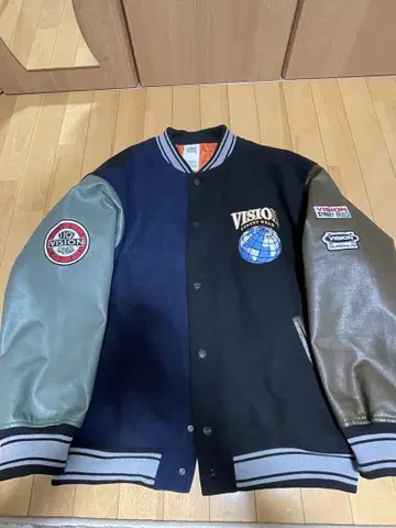 스트릿 VISION STREET WEAR 바시티 자켓