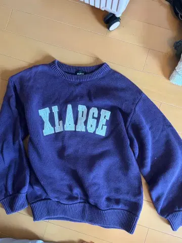 XLARGE 퍼플 맨투맨