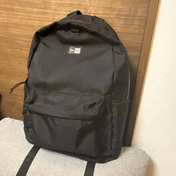 NEW ERA 뉴에라 라이트팩 27L 백팩