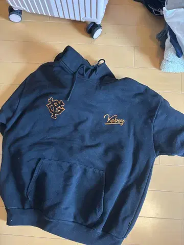 KEBOZ x gyants