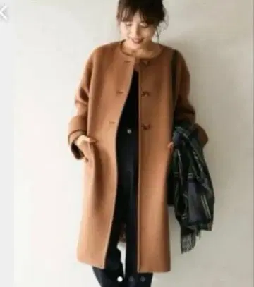 스픽앤스팬 노카라 코트