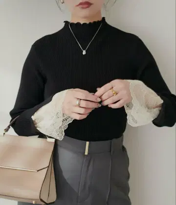 소매 레이스  리브 터틀 naturalcouture