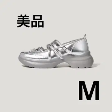 새상품급 GU rokh 멜리 제인 슈즈 M 사이즈 실버 신발